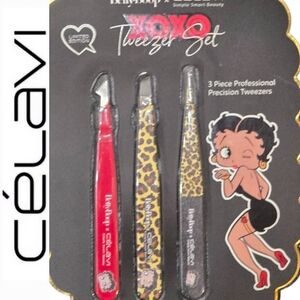 Celavi X Betty Boop XOXO Red & Leopard Print Tweezer Set
